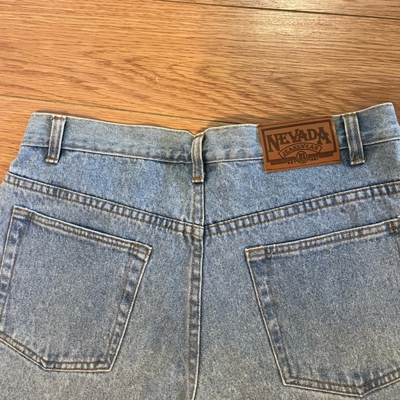 Nevada Jeans - Picture 3 of 5